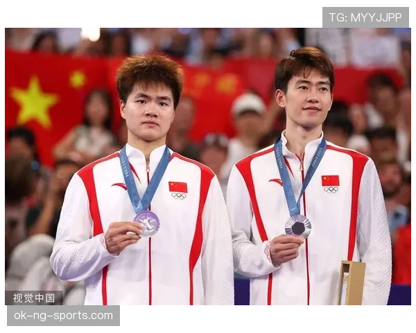 王昶赛场像战士，下了场就是阔太附体，翻他社交我忍不住刷了三遍