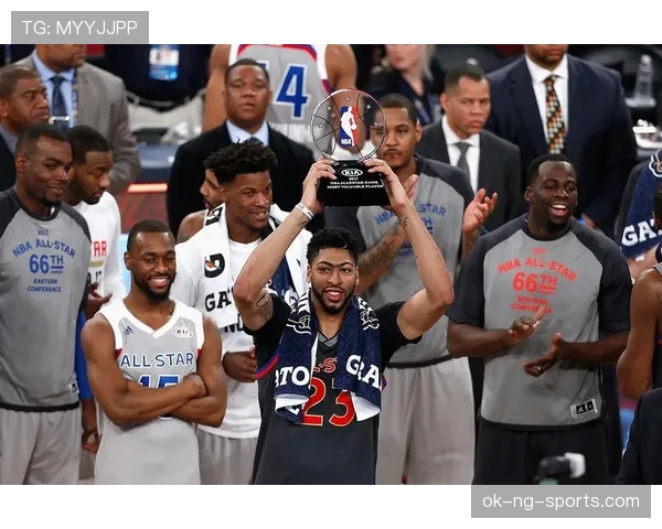 浓眉哥家里光请人擦奖杯一个月花六位数？